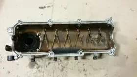 350.vw1j03 Jetta 2003 Valve Cover 1268867