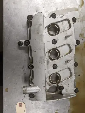 06e109286f Audi Right Valve Cover For 07-09 A4 Quattro 3.2