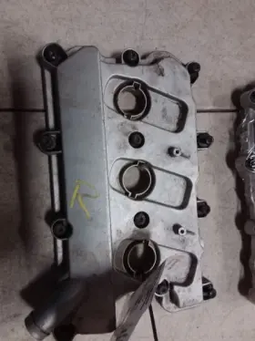 350.au1q11 Audi A6 2011 Valve Cover