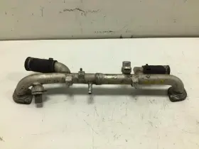 350.au1t07 Audi A8 2007 Cylinder Head Coolant Pipe Factory