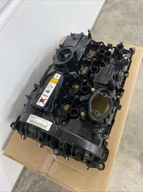 11129452895 Bmw Genuine Valve Cover