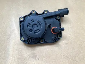7501563 Bmw E34 E32 E38 M62 Engine Crankcase Vent Valve Cover 730i 740i Oem