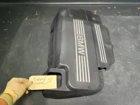 7515326-03 Bmw 02-06 M56 E46 325i Sulev Slev Cali Beauty Engine Appearance Cover Plastic
