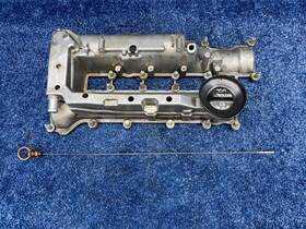 Buick 55569822 2016-2019 Cascada 1.6l Engine Valve Cover With Oil Cap And Dipstick Oem
