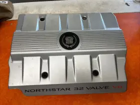 351-966999 Cadillac 1995-1999 Deville Northstar 32 Valve V6 Engine Cover Assembly