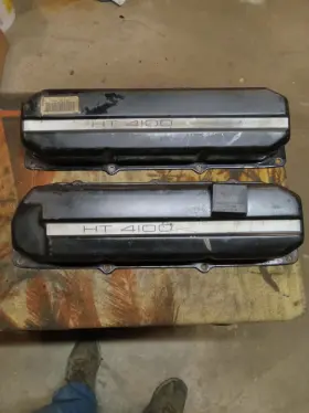 T10l195198 Cadillac Ht4100 Valve Covers