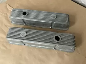 40-2300 Cal-custom Finned Chevy Sbc 283 327 350 Vintage Valve Covers No