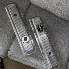P3965544rh Camaro P3965543lh/p3965544rh Nos Valve Covers Finned With Drippers For 70.5-72 Z28 70 Corvette P3965544rh Camaro P3965543lh/p3965544rh Nos Valve Covers Finned With Drippers For 70.5-72 Z28 70 Corvette