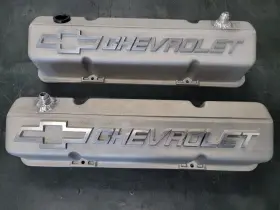 1018505 Chevrolet Sbc Gm Cast Aluminum Valvecovers