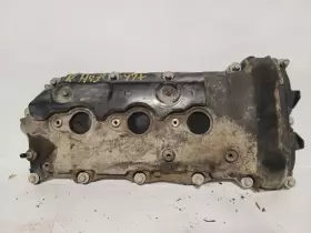 350.gm1d10 Chevrolet Traverse 2010 Valve Cover
