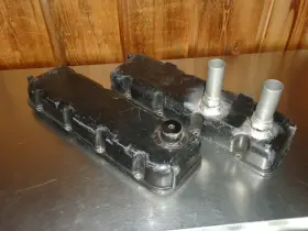 Sb2.2 Chevrolet Performance Aluminum Valve Covers Chevy Racing Circle Track