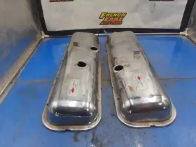 350.gm8674 Chevrolet Truck Valve Covers Pair Left/right 8-454 Aftermarket Fits 1974 20 1284924