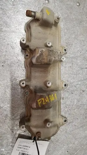 350.gm8m14 Chevrolet Truck Passenger Right Valve Cover 4.3l Fits 2014 Silverado 1136363