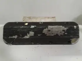 350.gm9c99 Chevrolet Truck Subchev25 1999 Valve Cover 1449355