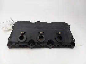 350.ch1u10 Chrysler Right Side Valve Cover For 300 2010