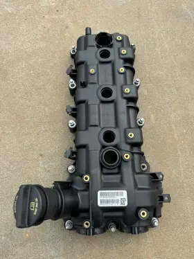 4893799af Chrysler 17-22 Pacifica 16-22 Grand Cherokee 18-22 Wrangler Valve Cover Oem