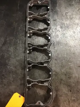 3955120 Cummins Isb 5.9 Engine Rocker Housing #