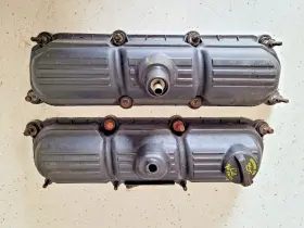 04648976ab Dodge 04648980ab/04648976ab Grand Caravan 3.3l V-6 Set Of Plastic Valve Covers - Used