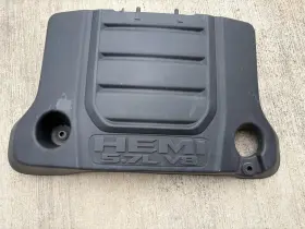 05281553aa Dodge 2019-2024 Ram 1500 New Style 5.7l Top Engine Apperance Cover Oem