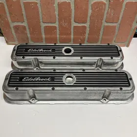 4256 Edelbrock Elite Series Pontiac V-8 350 400 455 Finned Aluminum Valve Covers 4256 Edelbrock Elite Series Pontiac V-8 350 400 455 Finned Aluminum Valve Covers