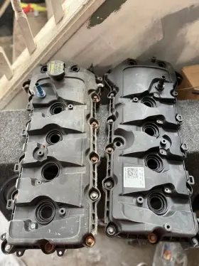 Nd586zj Fomoco Driver Pass Valve Cover 2013 F150 5.0