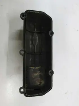 350.fd1t94 Ford Taurus 1994 Valve Cover