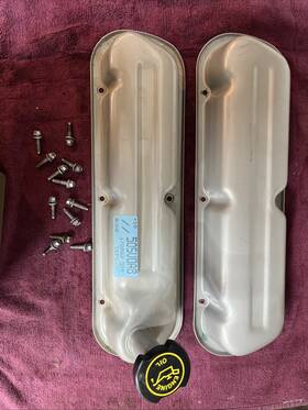 Ford 50svoa8 Small Block Valve Cover Set Includes Gaskets And Hardware
