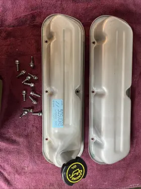 50svoa8 Ford Small Block Valve Cover Set Includes Gaskets And Hardware