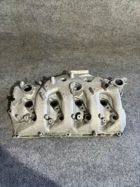 Bc3q-6a505-cb Ford 6.7l Powerstroke Diesel Valve Cover Genuine Oem Bc3q-6a505-cb Ford 6.7l Powerstroke Diesel Valve Cover Genuine Oem