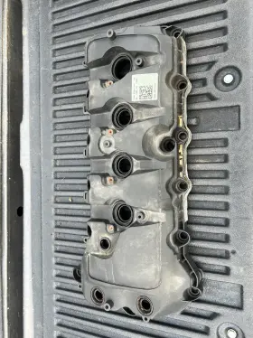 Bl3z-6582-d Ford Used Oem 11-17 F150 Cylinder Head Valve Cover 5.0l Left Side Drivers