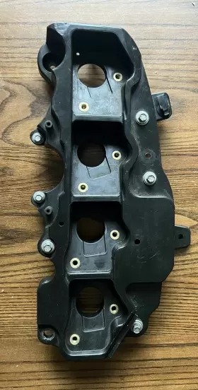 Bm5g-12257-eb Ford 13-14 Fusion Se 1.6l L4 Gas Engine Motor Valve Cover Oem