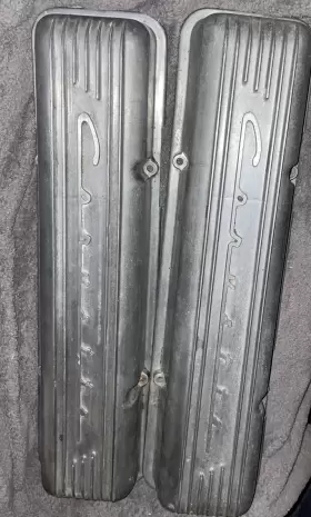 3767493 General Motors 59-67 C1 C2 Corvette 7 Fin Straight Bolt Valve Covers-gm #3767493 Survivors 3767493 General Motors 59-67 C1 C2 Corvette 7 Fin Straight Bolt Valve Covers-gm #3767493 Survivors