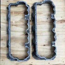 97223425 General Motors 2001 04 Lb7 Duramax Diesel 6.6l Oem Lower Valve Cover Set