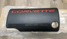 12556455 General Motors Corporation 1997 1998 Chevrolet C5 Corvette Ls1 Right Fuel Injection Rail Cover Oem Nos Gm