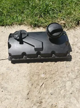 038-103-469 Genuine 02-10 Beetle And 02-04 Jetta Golf Wagon 1.9 Bew Diesel Valve Cover Oem New 038-103-469 Genuine 02-10 Beetle And 02-04 Jetta Golf Wagon 1.9 Bew Diesel Valve Cover Oem New
