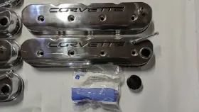19156428 Gm Corvette Ls Polished Aluminum Valve Cover Set With Bolts Oil Cap