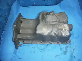 55573111 Gm 25200829 55568035 1.4 Turbo Charged Chevrolet Cruze Engine Oil Pan