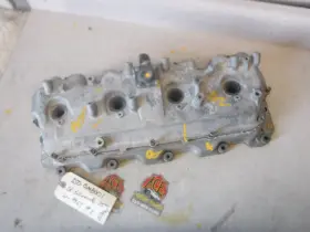 350.gm8o01 Gm 01-04 Chevy Silverado Gmc Sierra Right / Left 6.6l Diesel Engine Valve Cover Oem