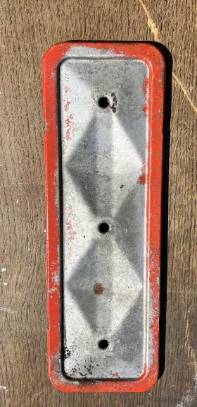 3788496 Gm 1963-1975 Chevrolet 194 230 250 Push Rod Cover Engine Side