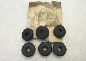 3845783 Gm Belair Impala Nova 302 327 350 396 402 427 Nos 1955-72 Chevy Vette Ss Vent Hose Connector Rocker Cover Grommets