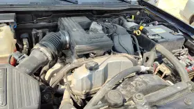 12612092 Gm Trucks 2007-2012 Gmc Canyon Valve Cover Oem 3.7l