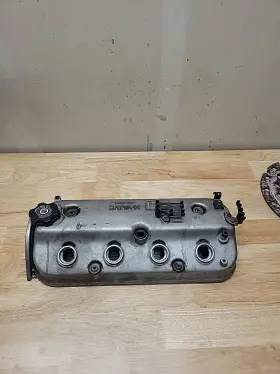 12310-p0d-000 Honda 1996 Accord - F22b2 Cylinder Head Valve Cover