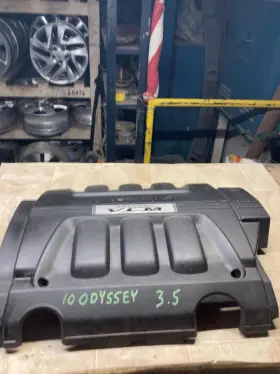 17121rgwa00 Honda 08-10 Odyssey 3.5l Engine Cover Oem