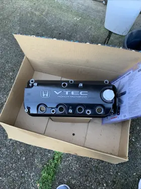 Honda F22/f23 94-02 Vtec Valve Cover F Series Gloss Black