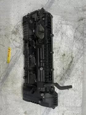 22420-3f400 Hyundai 2012-2016 Equus 5.0l Passenger Right Engine Valve Cover 22420-3f400 Hyundai 2012-2016 Equus 5.0l Passenger Right Engine Valve Cover