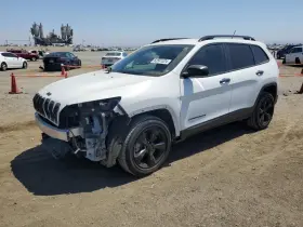 2171227 Jeep Used Engine Valve Cover Fits 2016 Cherokee Grade A