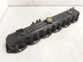 350.am8500 Jeep Tj Wrangler Oem 4.0l Valve Cover 1998-2004 137379