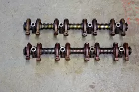 611660 Land Rover Oem Pair Left Right Rocker Arm Shaft 4.0 4.6 Bosch V8 1999 2002 2004 611660 Land Rover Oem Pair Left Right Rocker Arm Shaft 4.0 4.6 Bosch V8 1999 2002 2004