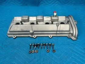11201-50031 Lexus Ls430 Gs430 Sc430 Gx470 Lx470 4.3l Engine Cylinder Head Valve Cover Rh Oem