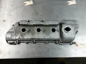 112120a050 Lexus Left Valve Cover From 2002 Es300 3.0